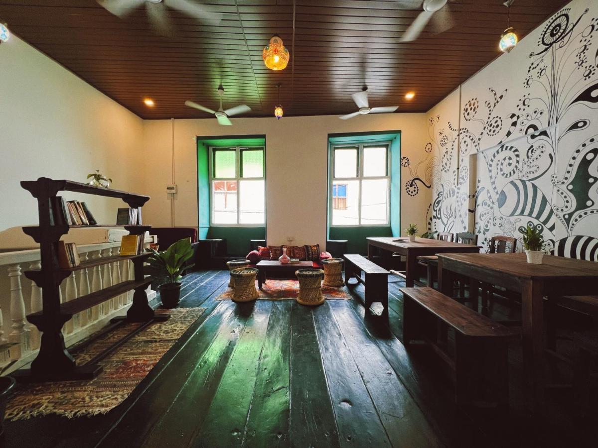 Bunk House Fort Kochi Exterior photo