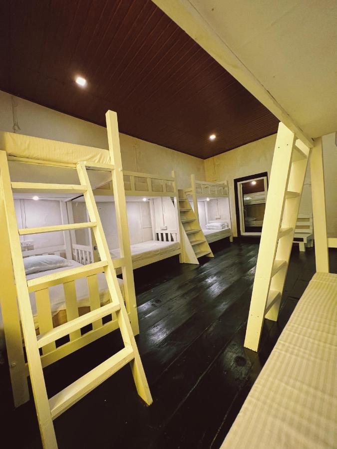 Bunk House Fort Kochi Exterior photo