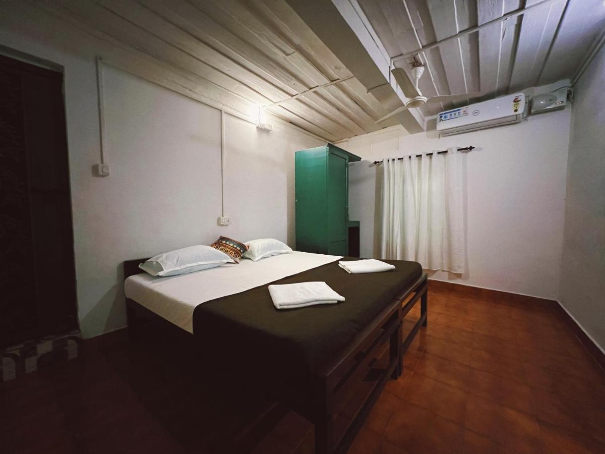 Bunk House Fort Kochi Exterior photo