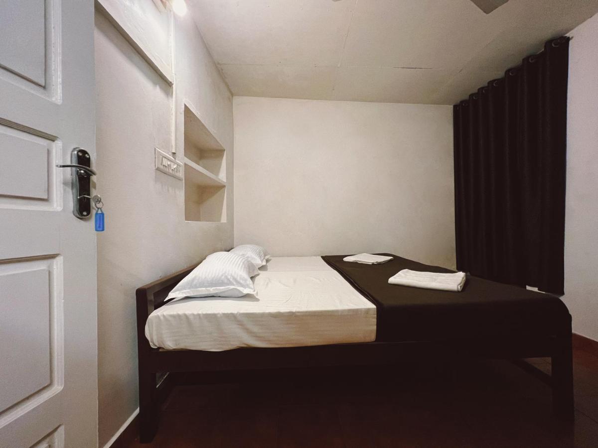 Bunk House Fort Kochi Exterior photo